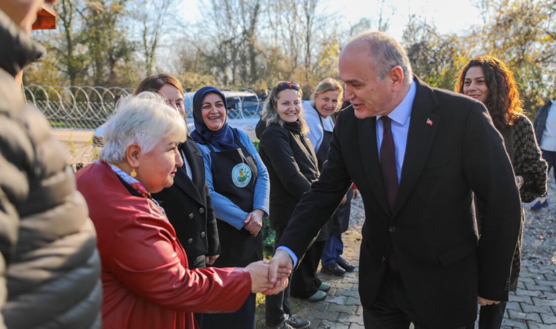 Düzce Belediye Başkanı Dr. Faruk Özlü, şehirde ilk olma özelliği