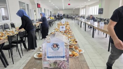 DÜZCE’de, Tekstil sektöründe yer alan Delta Alfa fabrikasında çalışan işçiler