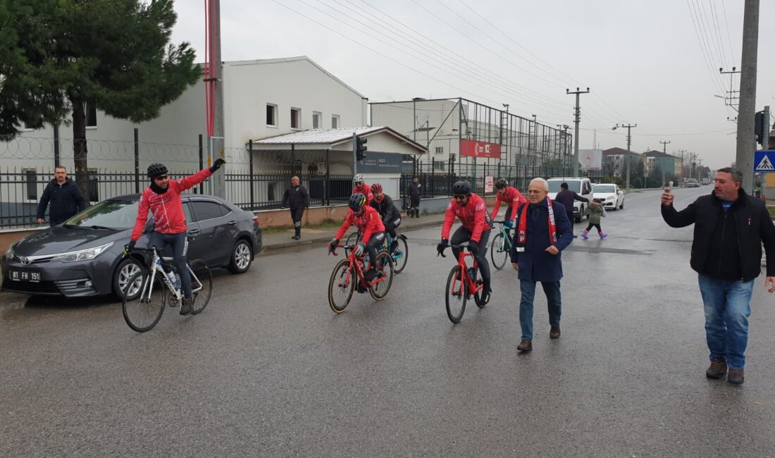 Sarıkamış Şehitleri Anısına İstanbul'dan Kars'a" adıyla düzenlenen anma sürüşüne katılan