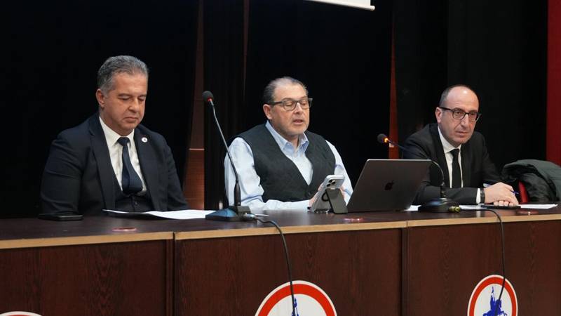 Düzce Belediyesi tarafından Cedidiye Kent Meydanı Projesi kapsamında yapımına başlanan