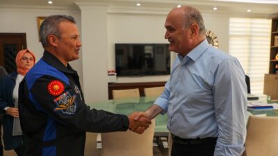 Türkiye’nin ilk astronotu Alper Gezeravcı, Düzce Belediye Başkanı Dr. Faruk