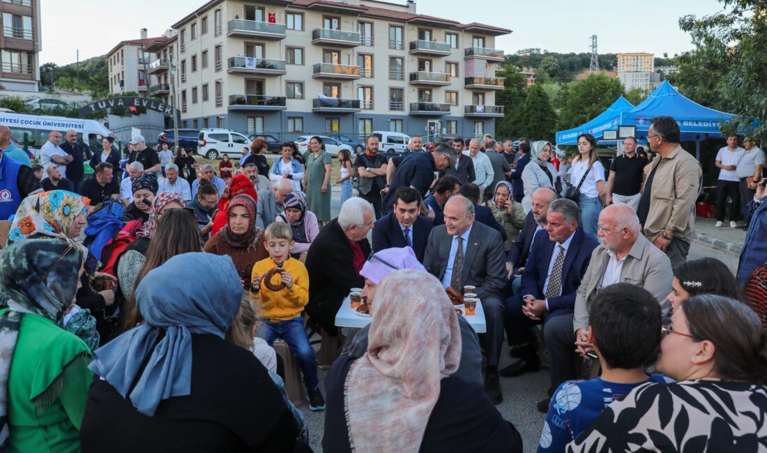Düzce Belediye Başkanı Dr. Faruk Özlü, “Vatandaş Soruyor Başkan Cevaplıyor”