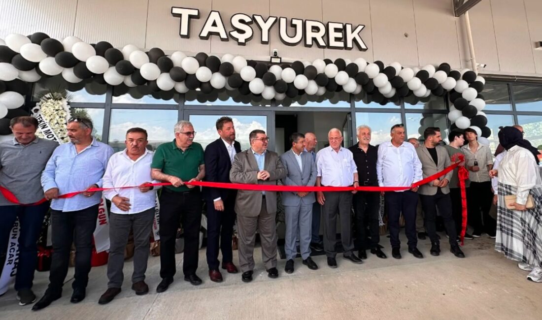 Düzce’de otomotiv sektörüne yeni bir işletme daha kazandırıldı. Galericiler Sitesi’nde
