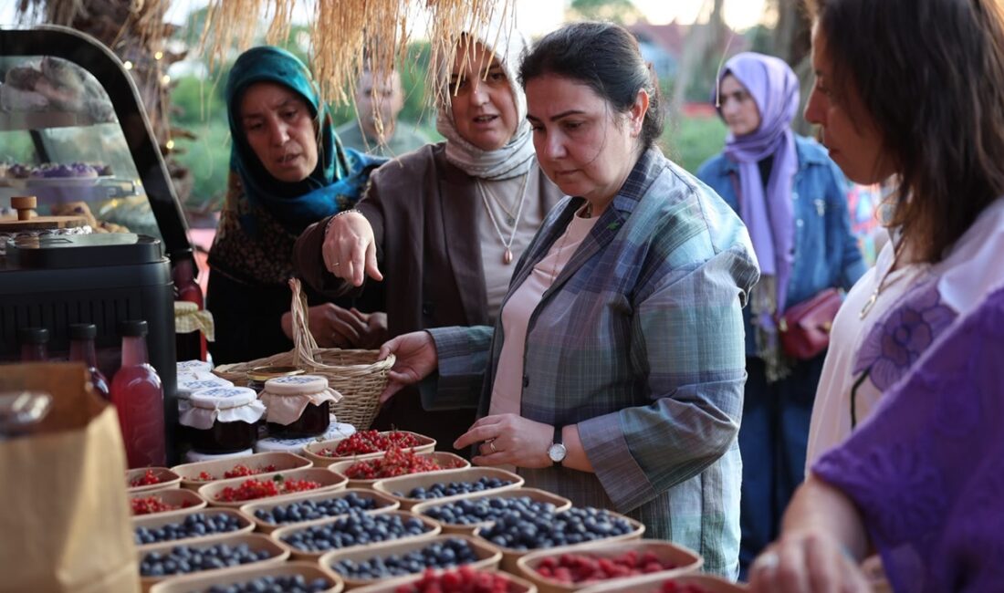 Düzce Valisi Mehmet Makas’ın eşi Elif Makas, Düzce İş Kadınları