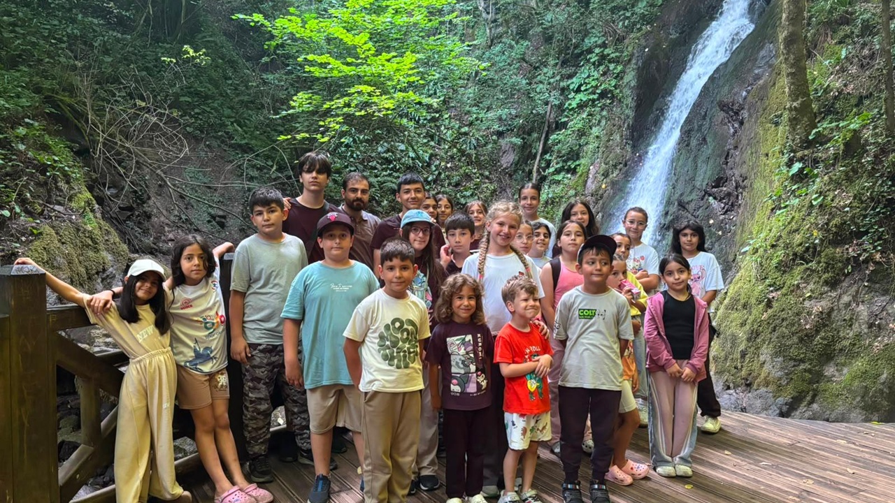 Düzce Belediye Başkanı Dr. Faruk Özlü, sosyal medya üzerinden kendisine