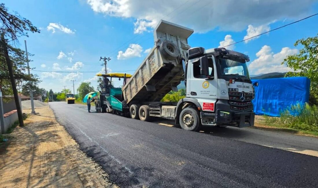 Düzce İl Özel İdaresi, kırsal kesimde ulaşım kalitesini yükseltmek amacıyla