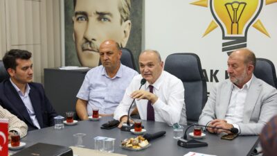 Düzce Belediye Başkanı Dr. Faruk Özlü, AK Parti Düzce İl