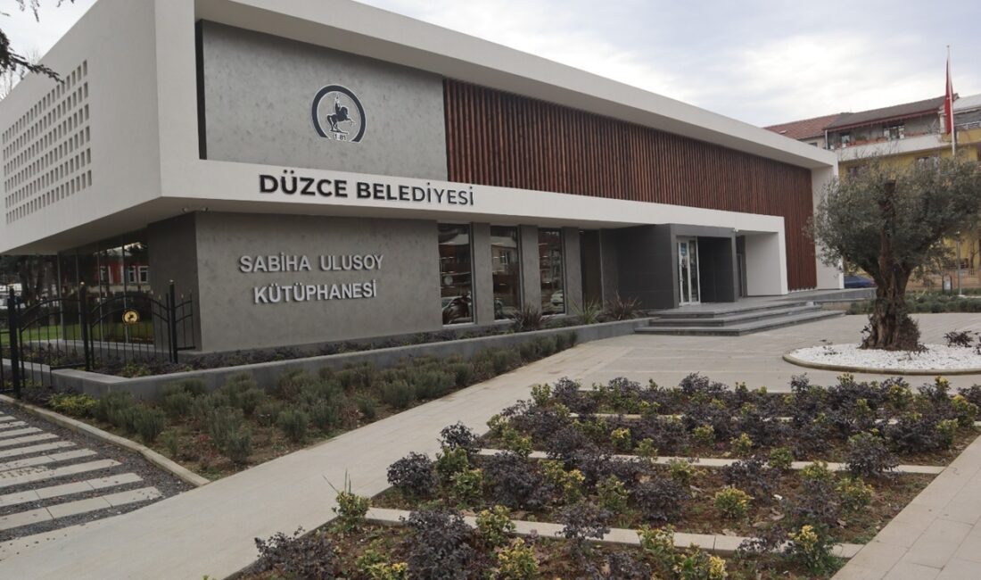 Düzce Belediye Başkanı Dr. Faruk Özlü, 2026-2027 eğitim-öğretim yılının başlaması